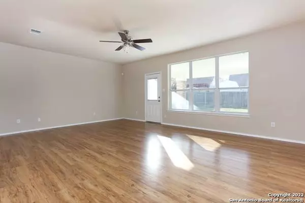 5615 GINGER RISE, San Antonio, TX 78253-5673