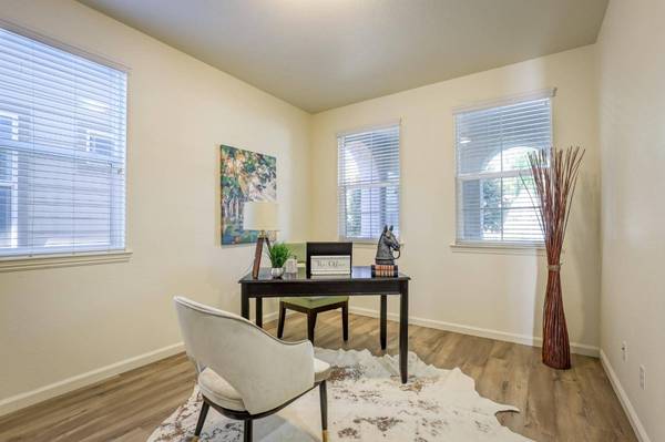 2945 Market ST, Roseville, CA 95747