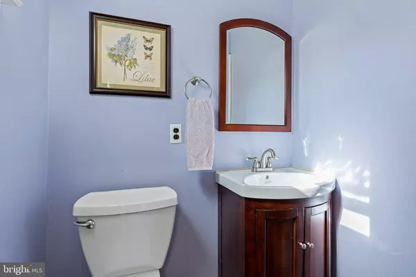 108 HEDGEWICK DR., Newark, DE 19702