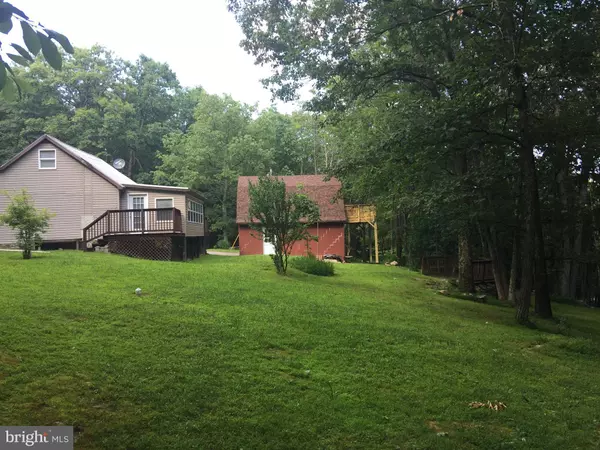 455 ROBERTS LN, Great Cacapon, WV 25422