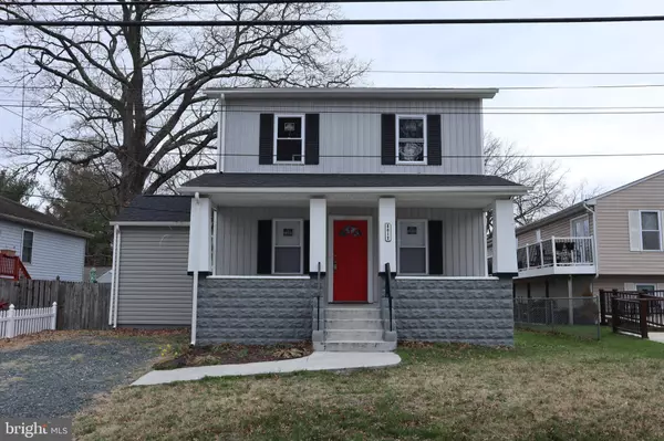 8012 CATHERINE AVE, Pasadena, MD 21122