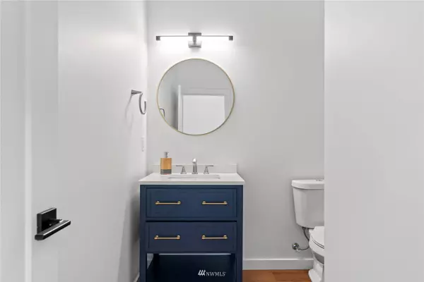 2851 S Othello ST, Seattle, WA 98108