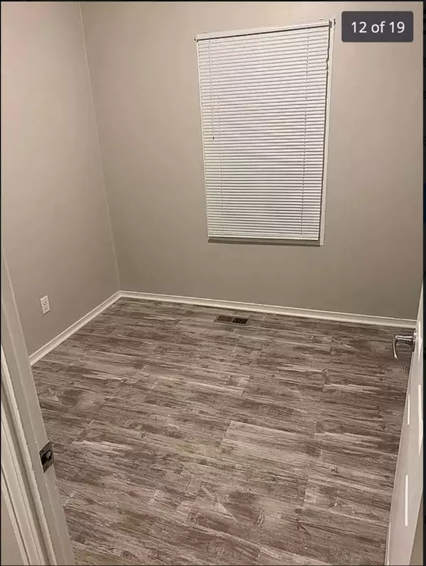 1908 215th PL, Sauk Village, IL 60411