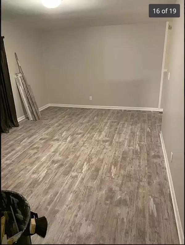 1908 215th PL, Sauk Village, IL 60411