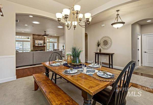 2859 S Garibaldi Ave, Meridian, ID 83642