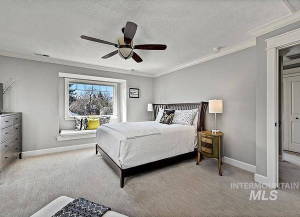 1862 W Ridenbaugh St, Boise, ID 83702