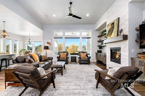 1115 N Luge Ave, Eagle, ID 83616