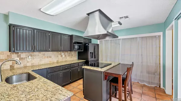 15518 LONG CREEK ST, San Antonio, TX 78247-2915