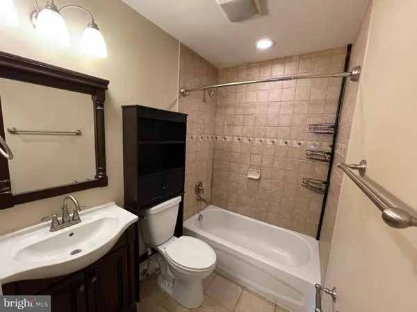 108 LAMBERT DR, Manassas Park, VA 20111