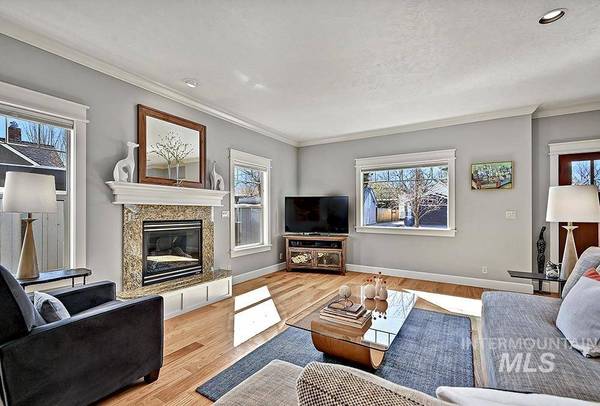 1862 W Ridenbaugh St, Boise, ID 83702