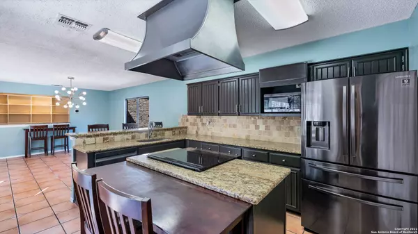 15518 LONG CREEK ST, San Antonio, TX 78247-2915