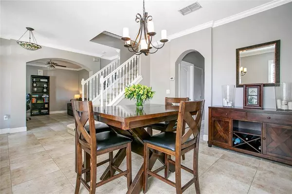 3805 GOLDENGLOW DR, Orlando, FL 32828