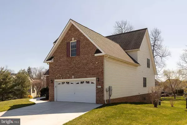 401 MONTGOMERY CT, Berryville, VA 22611