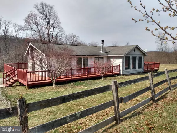 283 BROOKLYNS WAY, Great Cacapon, WV 25422