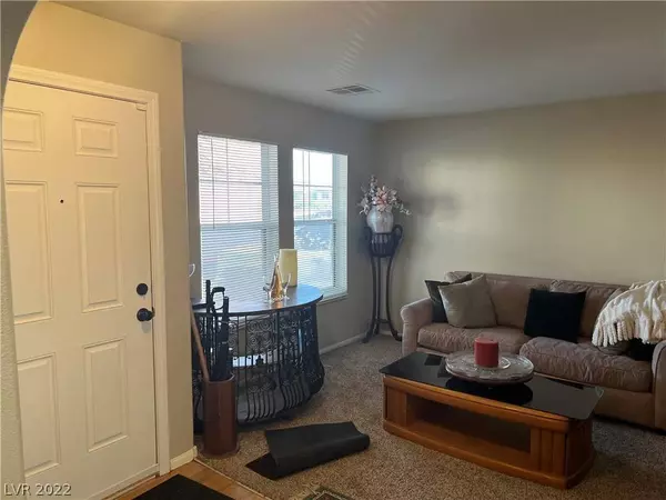 5209 El Prado Heights Street, North Las Vegas, NV 89081