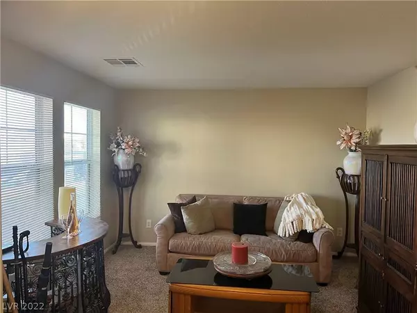 5209 El Prado Heights Street, North Las Vegas, NV 89081