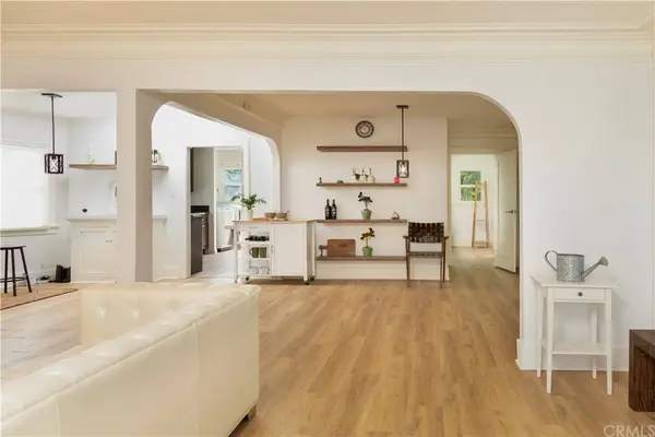 1051 5th AVE, Los Angeles, CA 90019