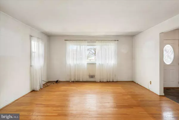 321 VALLEY COURT RD, Lutherville Timonium, MD 21093