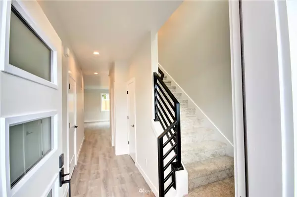 3300 McAlpine RD, Bellingham, WA 98225