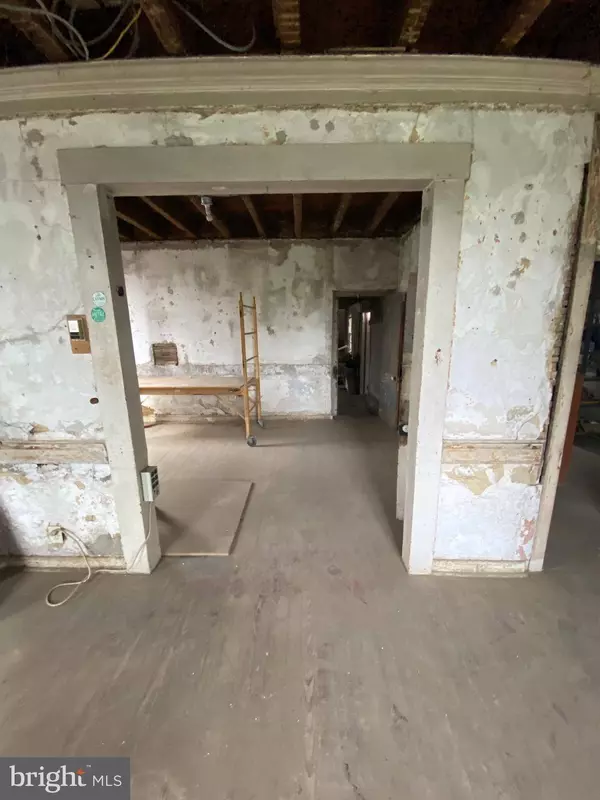 1 S STEWART ST, Port Penn, DE 19731