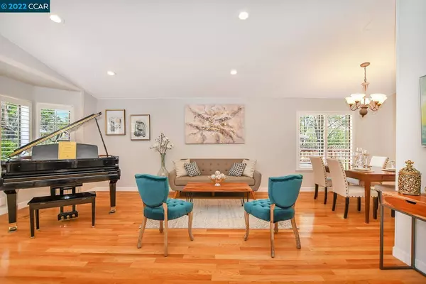 50 Brandon Rd, Pleasant Hill, CA 94523