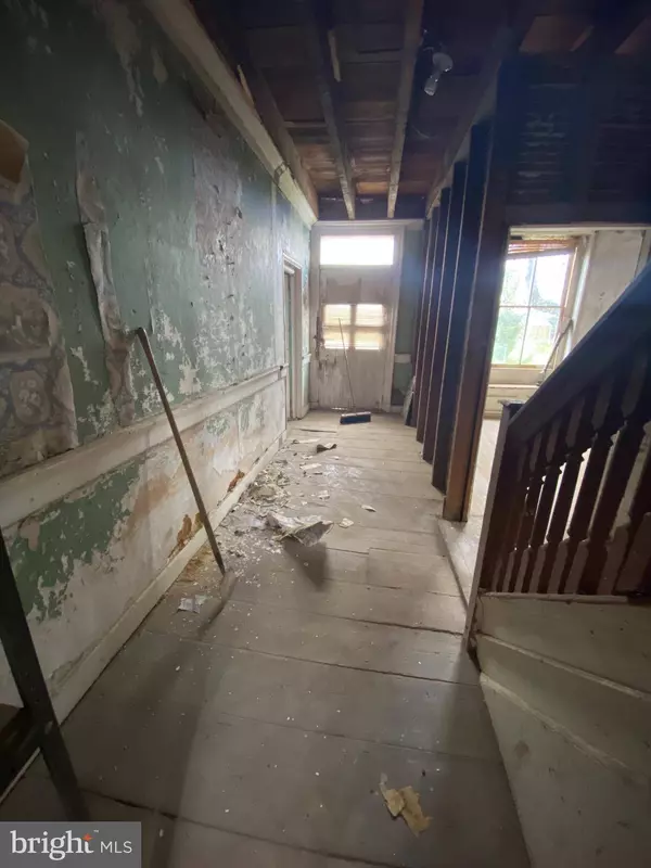 1 S STEWART ST, Port Penn, DE 19731