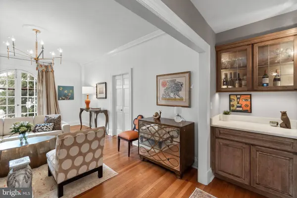 230 STONY RUN LN #4D, Baltimore, MD 21210