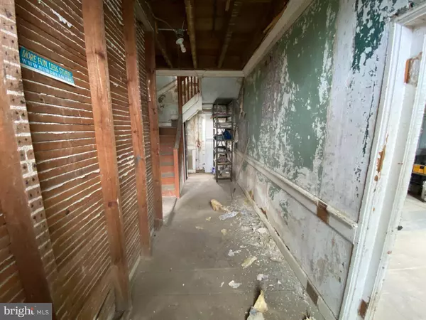 1 S STEWART ST, Port Penn, DE 19731