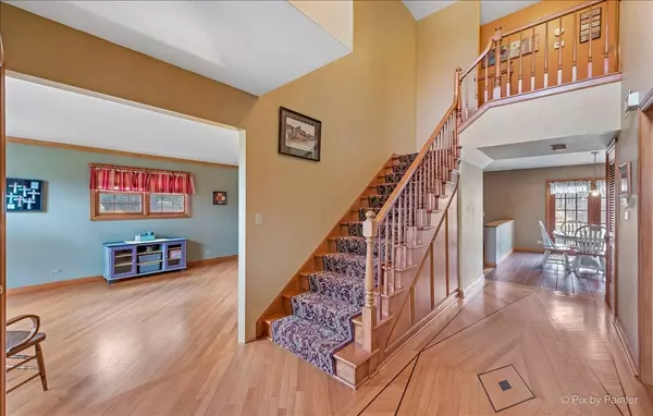 1510 Seneca Court, Woodstock, IL 60098