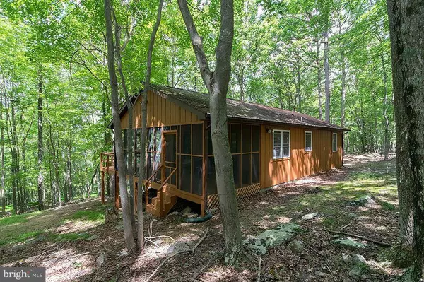 63 BRIDESBURG LANE, Great Cacapon, WV 25422