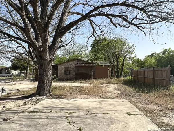 3202 PITLUK AVE, San Antonio, TX 78211-3769