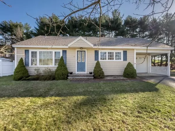 9 Crestwood Cir, Lawrence, MA 01843