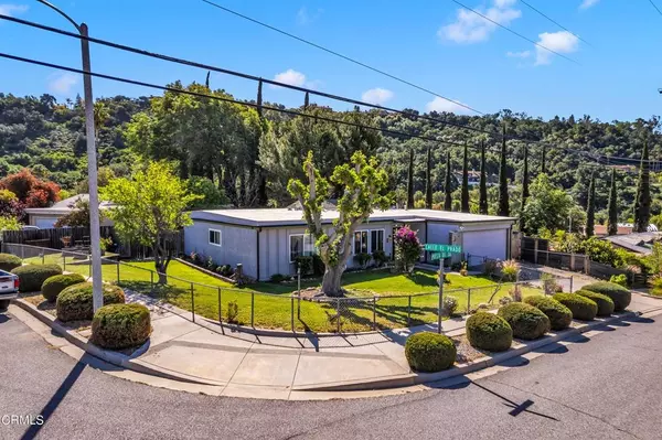 68 W Calle El Prado, Oak View, CA 93022