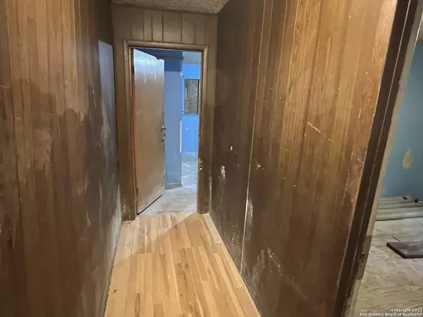 3202 PITLUK AVE, San Antonio, TX 78211-3769