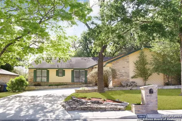 13843 HILLSIDE DR, San Antonio, TX 78249-2527