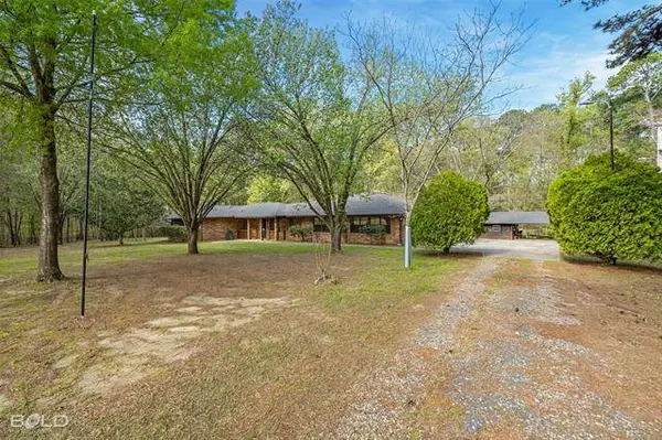 150 Green Park Road, Doyline, LA 71023