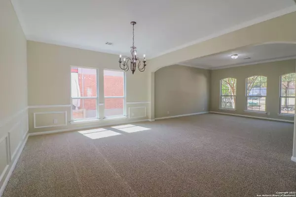 37 FERRIS CRK, San Antonio, TX 78254-5599