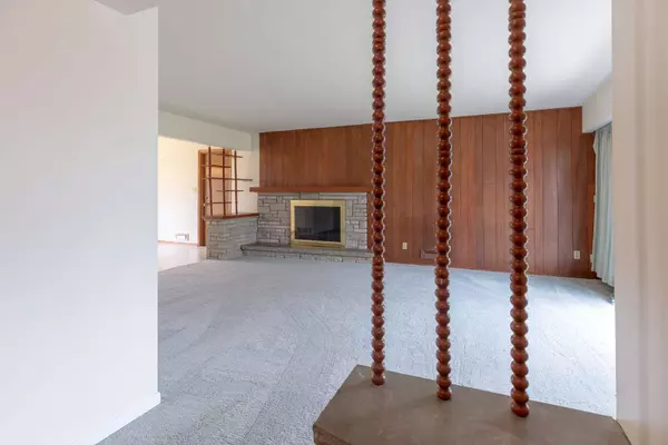 311 Golfmoor ST, Joliet, IL 60435