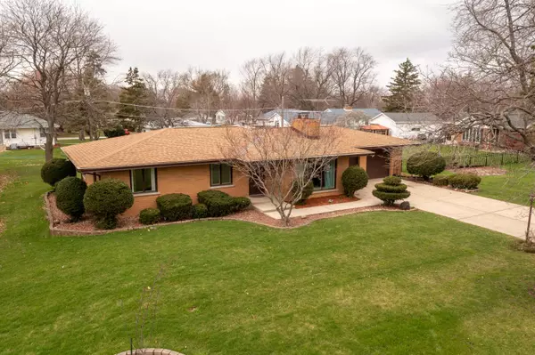 311 Golfmoor ST, Joliet, IL 60435