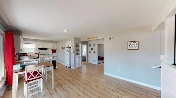 407 2 1/2 ST N, Sartell, MN 56377