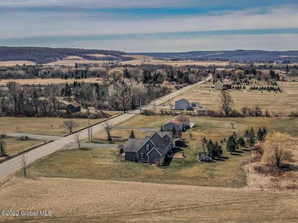 309 Fuller  RD, Amsterdam, NY 12010