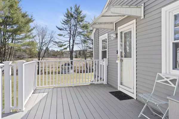 15 Gray Road, Cumberland, ME 04021