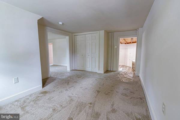 38 PLUM ST, Southampton, NJ 08088