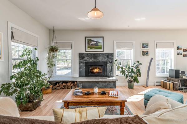 175 Congress Street, Belfast, ME 04915