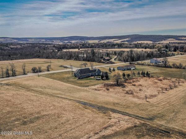 309 Fuller  RD, Amsterdam, NY 12010