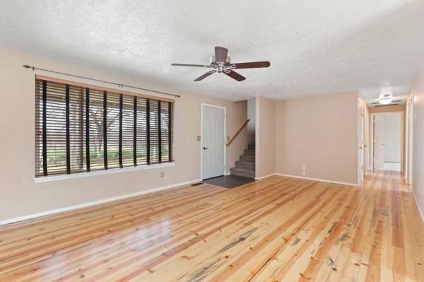 3975 Highway 234, White City, OR 97503