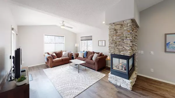 10510 Redwood ST NW, Coon Rapids, MN 55433