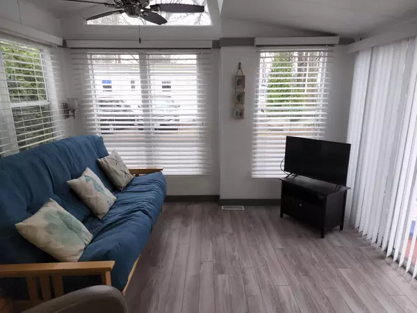 308 State Route 286 Route #21, Seabrook, NH 03874