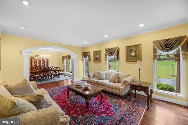 4245 HERITAGE HILL LN, Ellicott City, MD 21042
