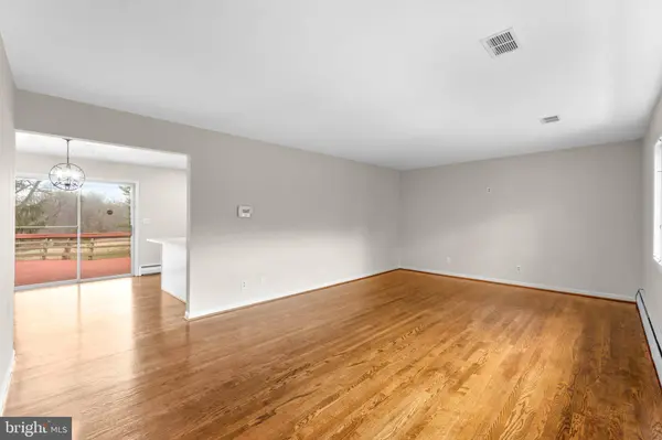 2905 CHESTNUT HILL DR, Ellicott City, MD 21043